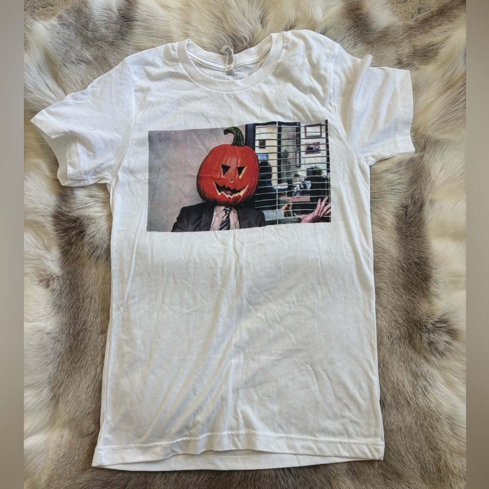 ✨HP✨ NEW Riffraff Women’s Office Themed Tshirt - Picture 4 of 5